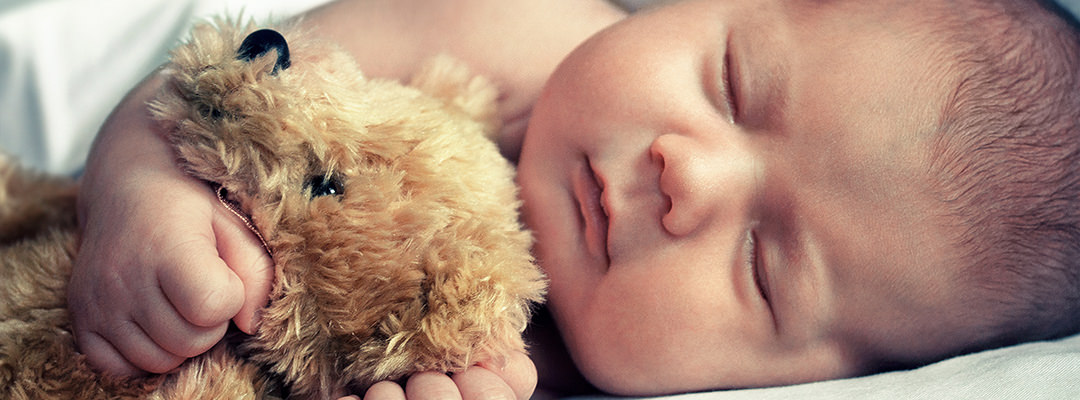 Baby sleeping with white noise